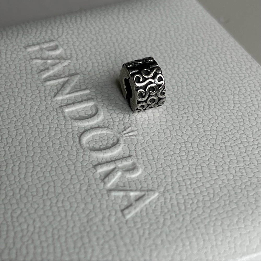 Authentic Pandora | Retired Pandora Swirl Clip Charm Sterling Silver 925 ALE